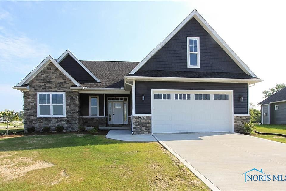 1st image of 9240 Mile View Ct
