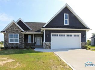 9240 Mile View Ct, Sylvania, OH 43560
