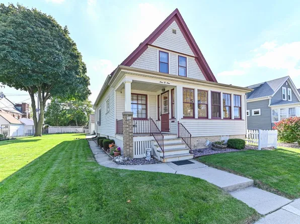 909 Madison AVENUE, South Milwaukee, WI 53172