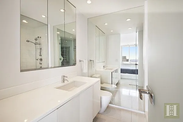 Rented by Halstead Real Estate | media 7