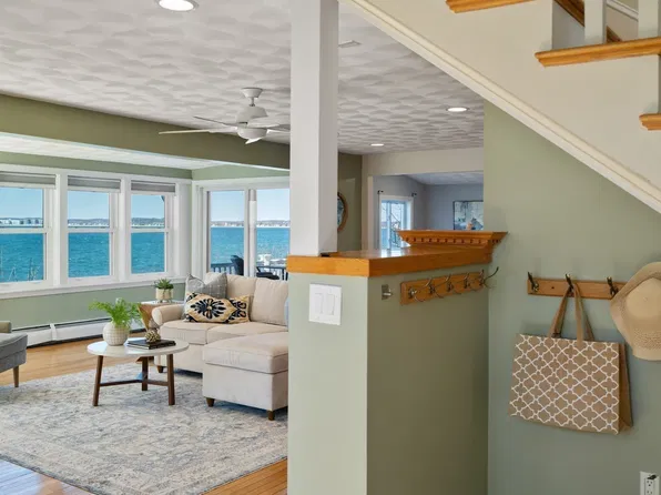 43 Maple Ave, Nahant, MA 01908