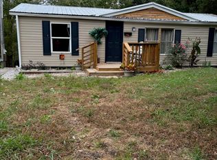 368 Hopkins Cemetery Rd, Lily, KY 40740