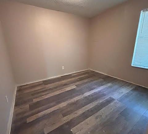 3rd image of 1120 43rd Ave