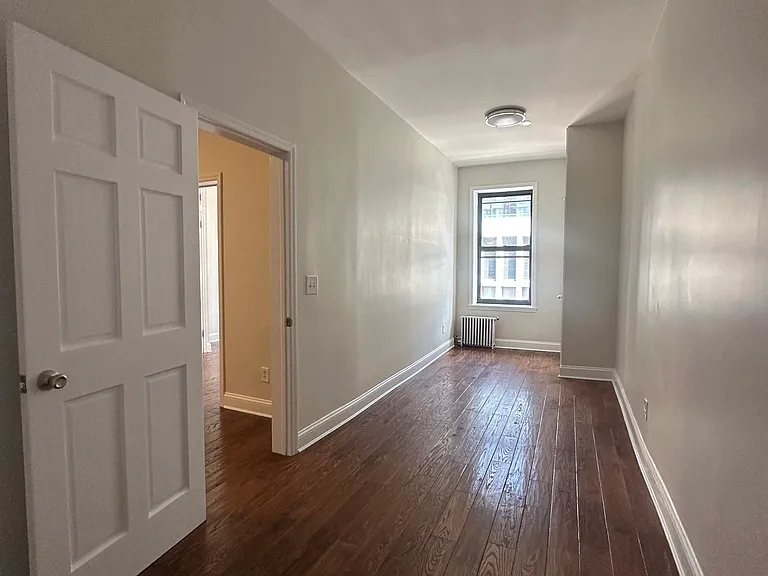 41-24 29th St #5F — Photo 10