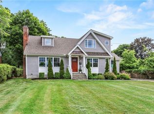 1717 Jennings Rd, Fairfield, CT 06824