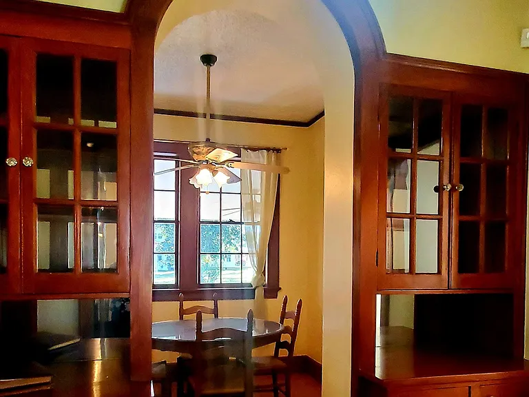704 N Jefferson St — Photo 12