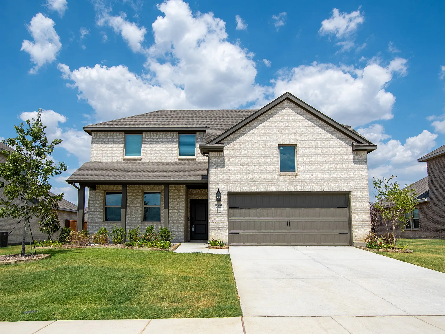 4 bed, 2356 sqft, $2,400 — Photo 1