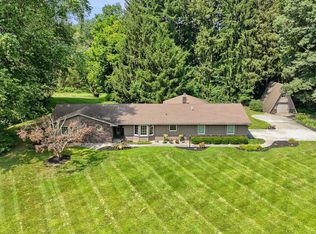 10165 Saint Joe Rd, Fort Wayne, IN 46835