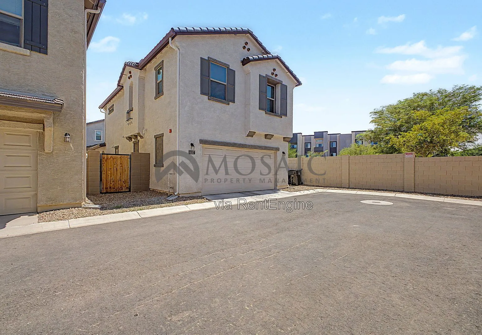 3 bed, 2.5 bath, 1646 sqft, $2,300 — Photo 3
