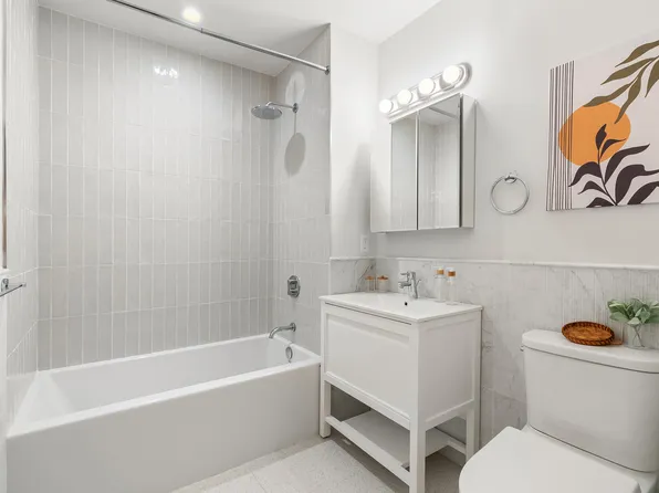 463 West 142nd Street image 5 of 10