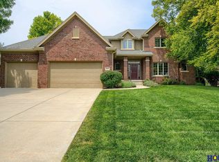2000 Southern Light Dr, Lincoln, NE 68512