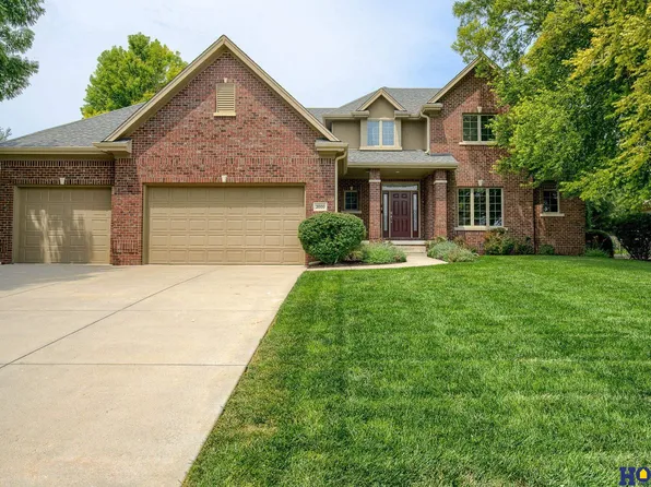 2000 Southern Light Dr, Lincoln, NE 68512