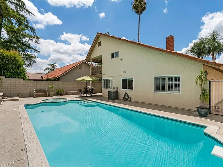 10112 Banyan St — Photo 25