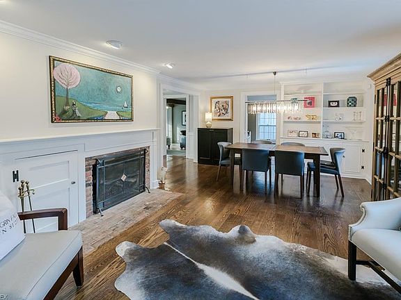 4th image of 51 W Summit St