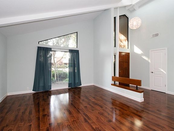 3rd image of 6260 N Palm Ave Unit 142