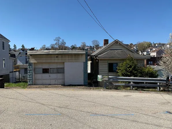 213 Luella Ave, Charleroi, PA 15022