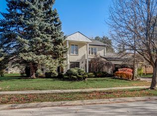 1915 Franklin Dr, Glenview, IL