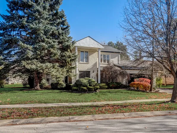 1915 Franklin Dr, Glenview, IL 60026