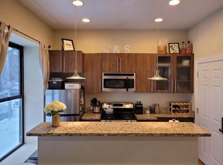 948 N Washtenaw Ave APT 1S, Chicago, IL 60622