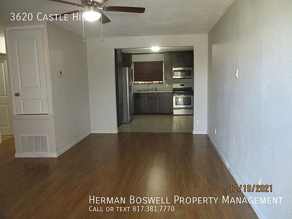 2nd image of 3620 Castle Hills Dr