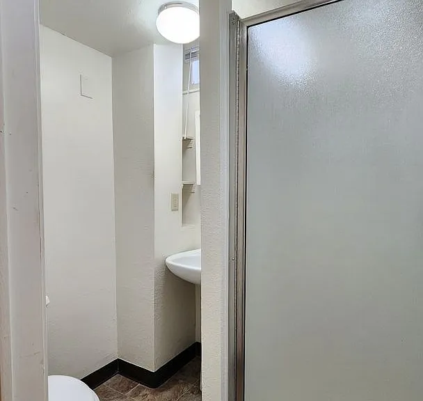 540 Beverly Ave — Photo 22