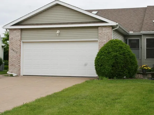 4011 Prairie Ln, Bettendorf, IA 52722