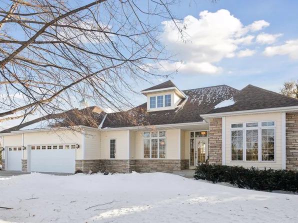 1301 Beachcomber Blvd, Waconia, MN 55387