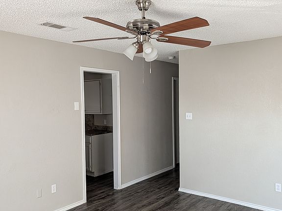 4th image of 10124 Lone Eagle Dr