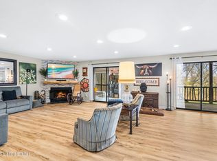 6509 Marina Dr, Prospect, KY 40059