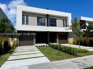 31 SW 10th St, Fort Lauderdale, FL 33315