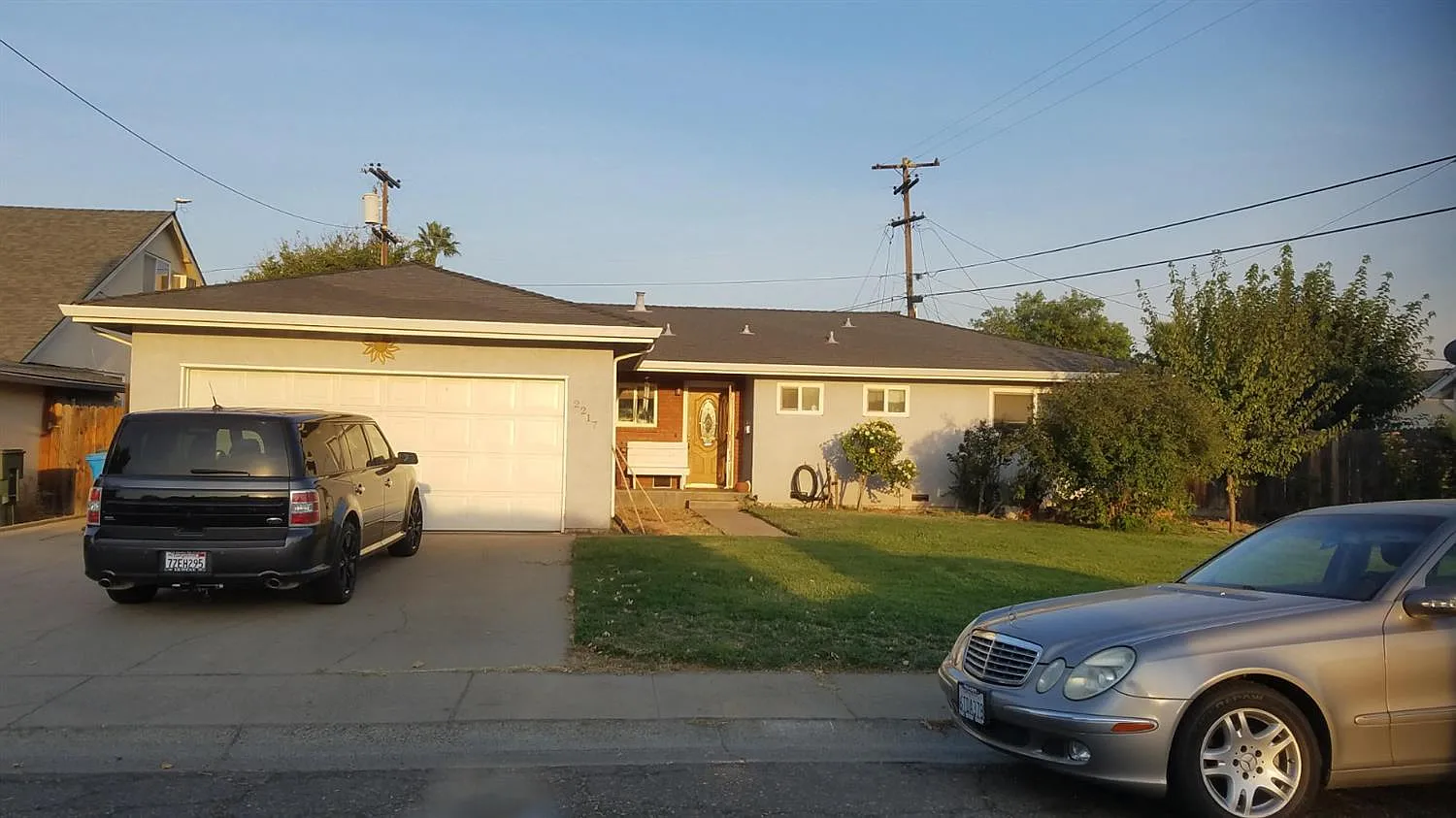 2217 Foust St photo 1