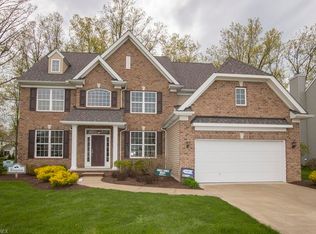 368 Belmar Blvd, Avon Lake, OH 44012