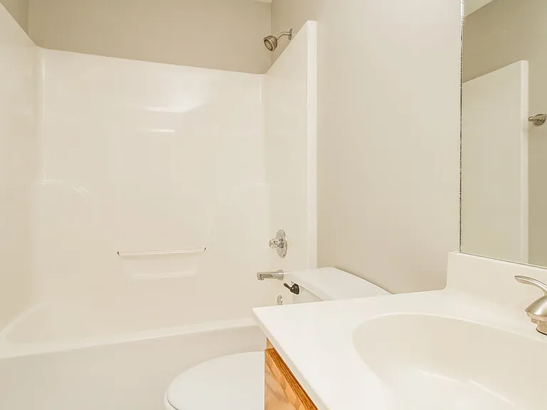 7004 Bridgewater Dr — Photo 19