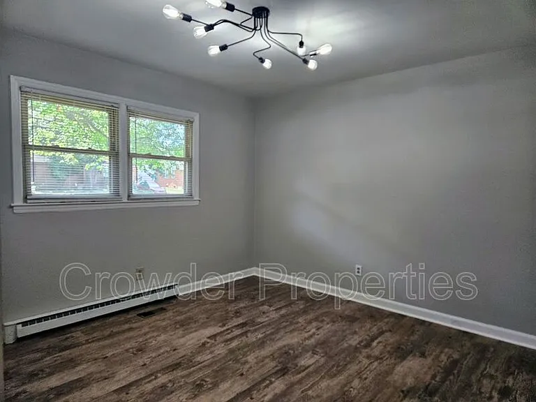 1120 Georgetown Dr — Photo 8