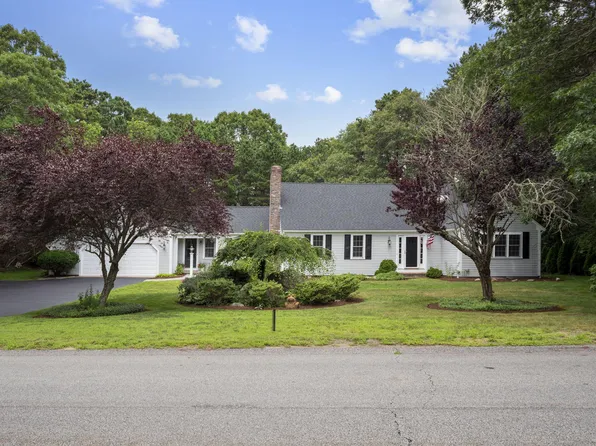 122 Oakmont Drive, Barnstable, MA 02630