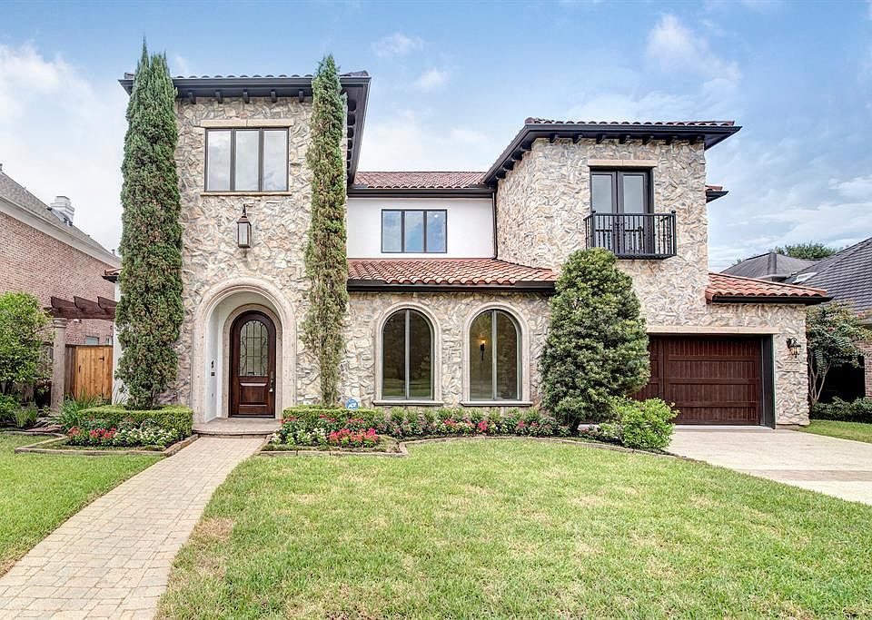 1st image of 222 Crestwood Dr