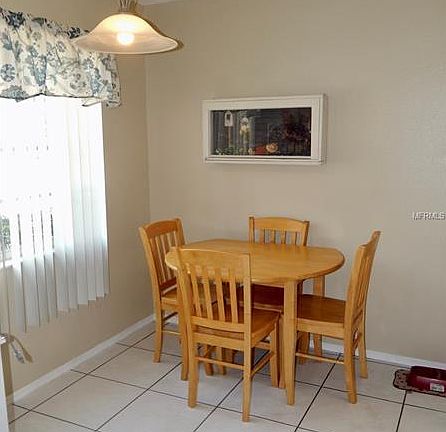 4th image of 522 Scarlet Maple Ct