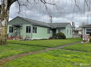 1016 16th Ave, Longview, WA