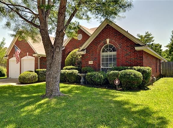 2nd image of 7845 Lake Meredith Way