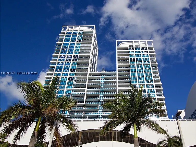 6899 Collins Ave #1905 — Photo 20
