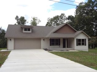 135 Bradrock St, Crossville, TN 38571