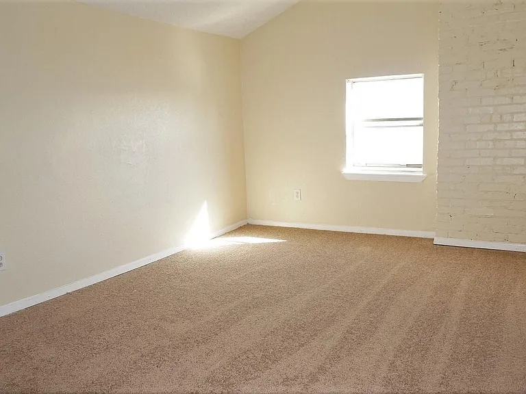 3403 Pershing Dr #3 — Photo 8