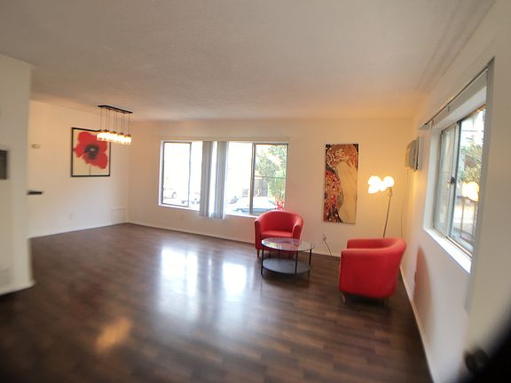 2nd image of 1544 N Fuller Ave #11