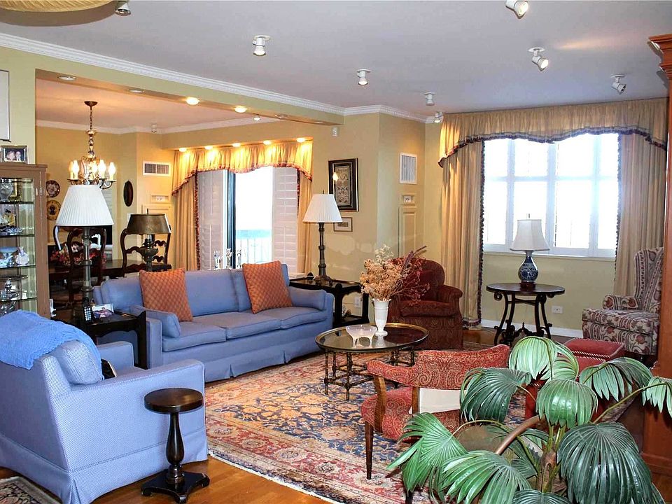 1st image of 27110 Grand Central Pkwy APT 9D