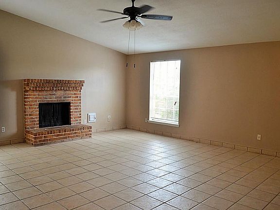 4th image of 11603 Burlwood Dr