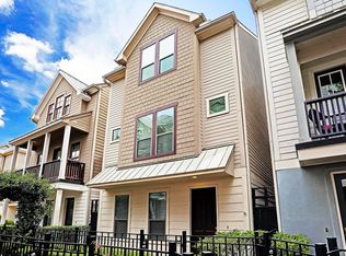 3237 Maxroy St, Houston, TX 77008