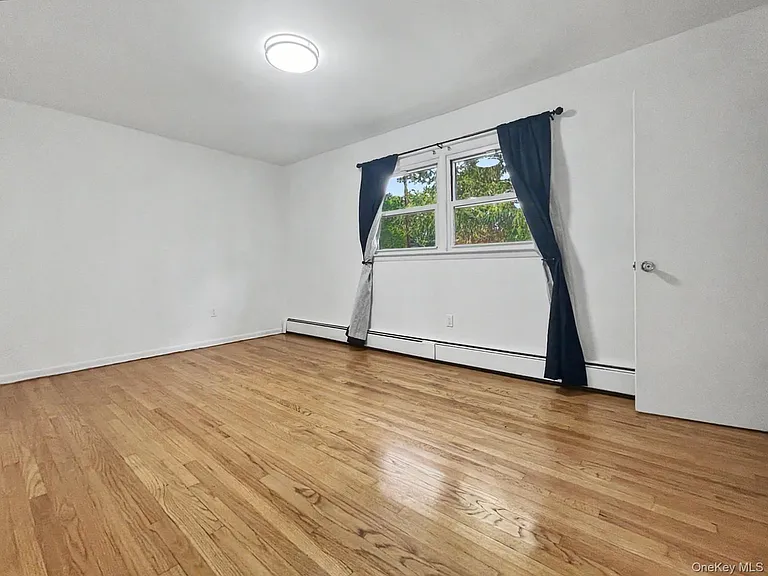 1 Maple Ln — Photo 8