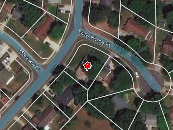 4th image of 2126 Greenwood Dr