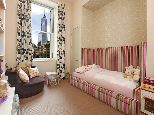 Sold by Sotheby's International Realty | media 37