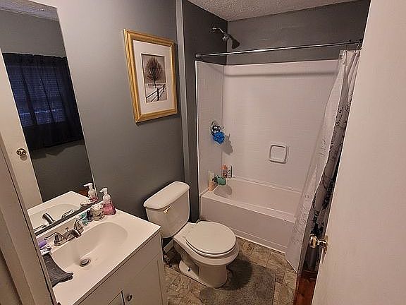 4th image of 908 Palmer Ct